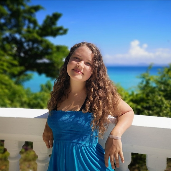 Meet your Posher, Elizabeth - Picture 1 of 1